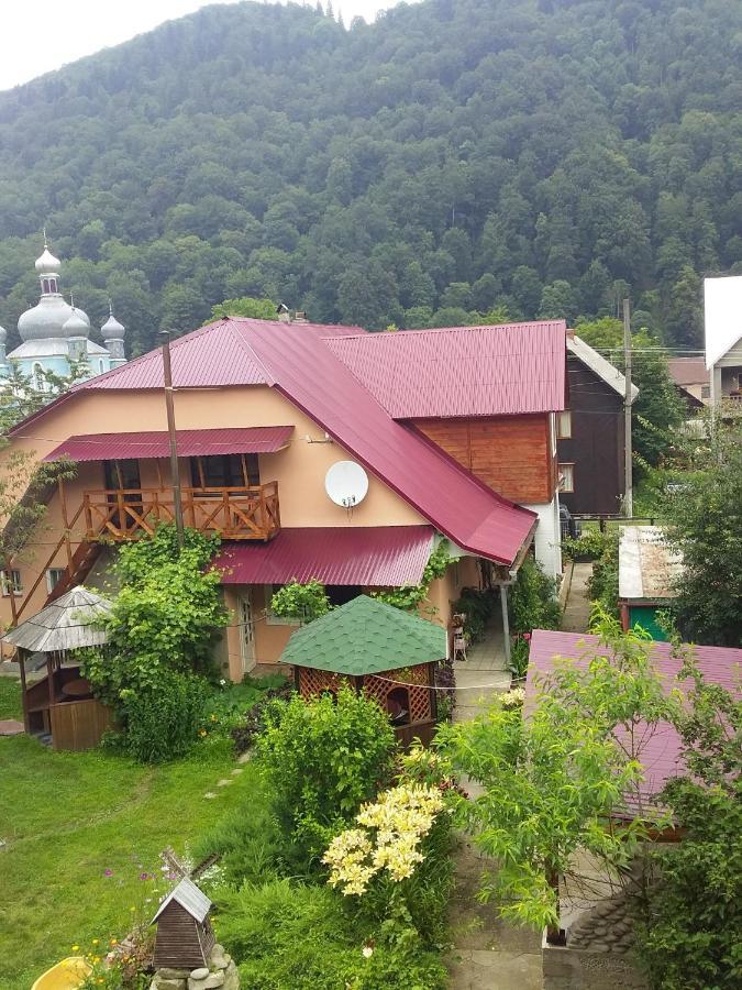 Садиба У Галина Та Йосипа Ust'-Chorna Exterior foto
